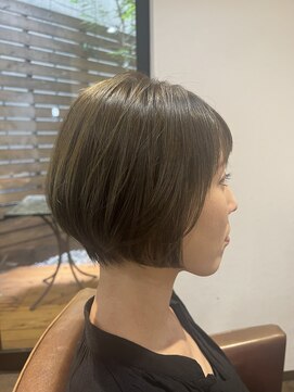 ベロ(BELO) ショート