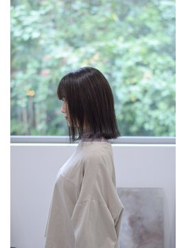 髪と生活美容室 大分本店 暗髪のボブ