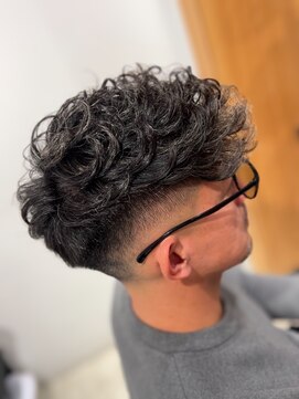 ゴウトゥデイ 渋谷MODI店(GO TODAY) “外国人風スペインカール”【ツイストスパイラル】