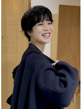 シーナ(sina) タイトショートパーマ
