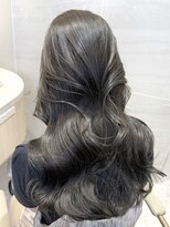 ミズチャーム(Ms.CHARM)&nbsp;【高瀬陽介】ダークグレージュ×イルミナカラー