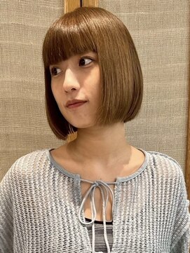 マロンベージュ