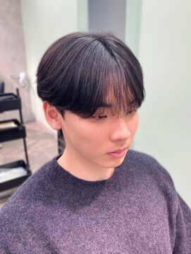 ジーニー 千葉(GENiE) ウルフ/ラウンドマッシュ/フェザーパーマ/千葉【朝生菜楓】