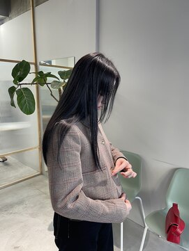 ヘアーメイク ネイキッド(Hair make Naked) dark colour