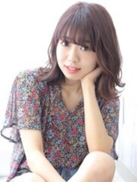 シロフイケブクロ(shirof ikebukuro) 「磯野真由美」ひし形シルエット×ナチュラルカール
