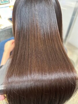 ボタニウムドットハイクバイアールサロン(BOTANIUM.Hk by Rr SALON) 髪質改善/縮毛矯正/美髪/艶髪/髪質改善トリートメント/東刈谷