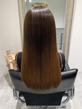 リリーオブザベイス(Lily of the Vase) 艶髪☆酸熱トリートメント