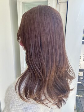 インビテーション(invitation) 柔らかショコラカラー・ローレイヤーセミロング・ブラウンカラー