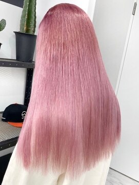 ウィコ 新宿(WICO) パステルピンク[新宿駅/グレーベージュ/黒髪]