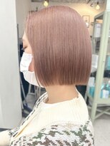 ヒビヲ(HIBIO) ショートボブハイトーンカラーミルクティーベージュダブルカラー