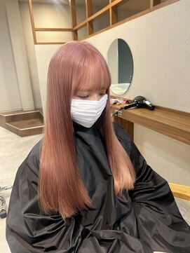 エイトデイズ 三宮駅前店(EIGHT days) pinkbeige