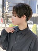 【セクシーでクール】前下がりツーブロックハンサムショート