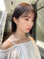 ガーデンヨコハマ(GARDEN YOKOHAMA) 切りっぱなしボブ　暗めカラー　オリーブグレー　ラウンドバング