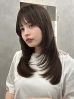 オムニス 表参道(Omnis)&nbsp;韓国暗髪美髪レイヤーカット顔周りレイヤーミディアムワンカール