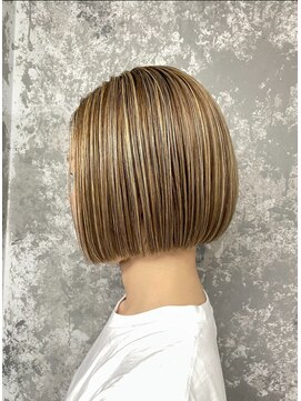 ヘアサロンエム 渋谷店(HAIR SALON M) 切りっぱなしボブ×ハイライト