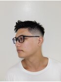 メンズカットアップバングスキンフェードスパイキーショート