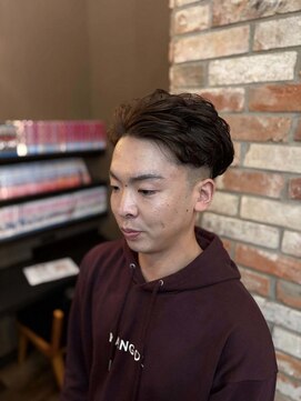 バーバーファースト(BARBER FIRST) フェード×ブラウンカラー