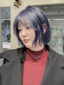 テトラ バイ ネオリーブ 横浜西口店(tetra by neolive) ネイビーブルー寒色系カラーレイヤーボブ横浜駅N