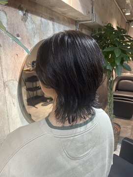 ヒリ(hiri) ミディアムウルフ