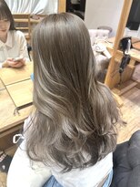 バイオレット 表参道店(Violet)&nbsp;透け感オリーブベージュレイヤーカット