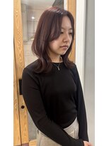 スート(suit.)&nbsp;派手すぎない暖色カラー