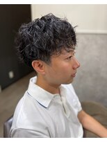 ロッカ(ROCCA)&nbsp;ツーブロック×スパイラルパーマ