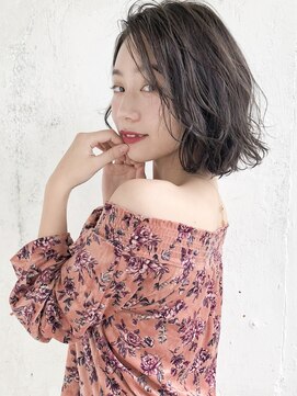 ルティア(Lutia) かきあげバング グレージュ 透明感カラー !