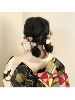 ホク(HOKU)&nbsp;成人式スタイル　ツインおだんご