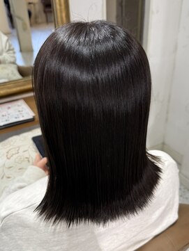 サンバイセライロ 千葉(SAN. by celilo) ミディアムボブ × ナチュラルブラウン【千葉優希】