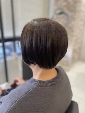 マニッシュ 三鷹駅前店 大人ショートボブ