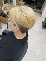 エリス ウメダ(Eliss umeda) ホワイトブロンドカラー