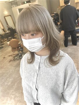 ジュネス 奈良橿原(Jeunesse) ウルフカット×ホワイトベージュ
