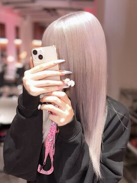 ダズリングディア(Dazzling Deer) ホワイトカラー/ブリーチ/ハイトーン/ストレート/学割