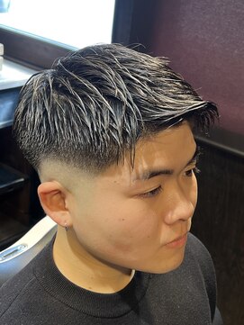 サンカリ 真法院店(SANKARI) フェードスタイル