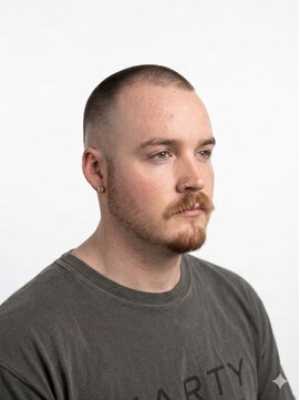 ワンワンオー バーバーショップ 博多店(@110 BARBER SHOP) ビジネス/フェード/濡れパン/バーバー/美容室/理容室/博多/眉毛