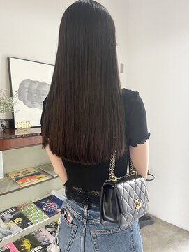 ヘアーアイストゥーレ(HAIR ICI TRE) ロング　髪質改善　ストレート　ロング　グレージュ　大人