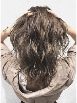 シエル 所沢プロぺ通り店(CIEL) ハイライトナチュラルブラウンミディ__CIEL023