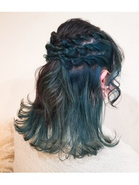 ダブル バイ フローリッシュ(Double × F) ハーフアップ(編み込みMIX)