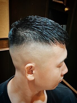 ヒロギンザバーバーショップ 大宮店(HIRO GINZA BARBER SHOP) 濡れパン　クロップ　スキンフェード　大宮