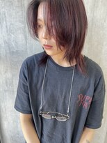 クルネ(kurune)&nbsp;ウルフカット×レッドカラー