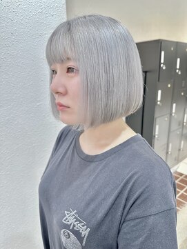 ニュート(Neut ) ホワイトシルバー/シルバーカラー/ホワイトグレー