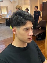 ヘアーフリーティー Hair freety 七三分けアップバングスキンフェード