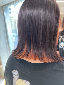 エウペ 渋谷(WEUPE) 斜めバング/グレージュカラー/デザインカラー/シルキーベージュ