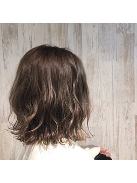 コンフェティ ルピナス山之手店(Confetti) ウェーブボブ