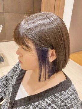 イースト(YEAST) インナーカラー×ボブ