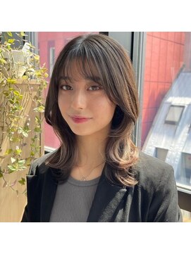 美容室 エクセモ小山 大人ガーリーチョコレート小顔カットふんわりカール