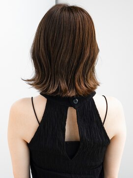 エインアンリー 表参道(AIN.ANLY.) ◯ぱっつん前髪流し前髪鎖骨ミディアムボブ耳かけボブパーマ小顔