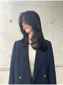 大人上品ワンカールセミロングレイヤー:Keita Hamaguchi