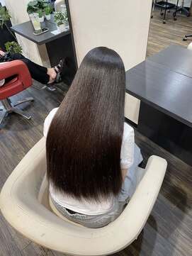 ヨンセンチメートルヒロサカ(4cm HIROSAKA) 髪質改善トリートメント