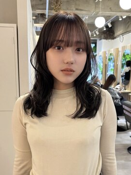 リト 四条 烏丸(riTo) 20代30代オリーブグレージュミディアムレイヤー